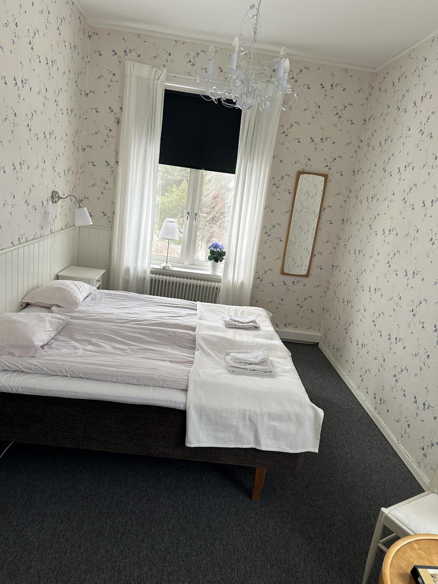 Borrgarden Hostel Ljusdal Exterior photo